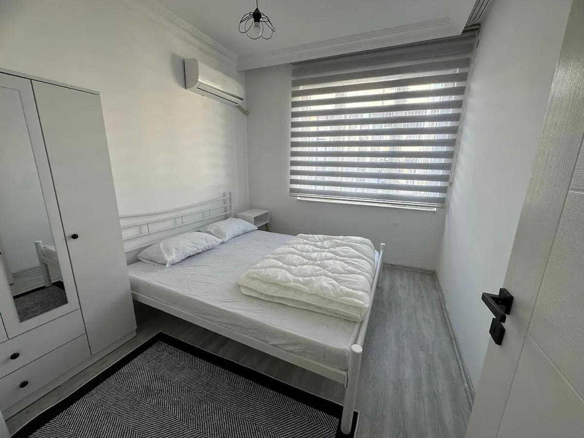 Central Apartment Suitable For Large Families, 20 Minutes To The Beach 안탈리아 0*,