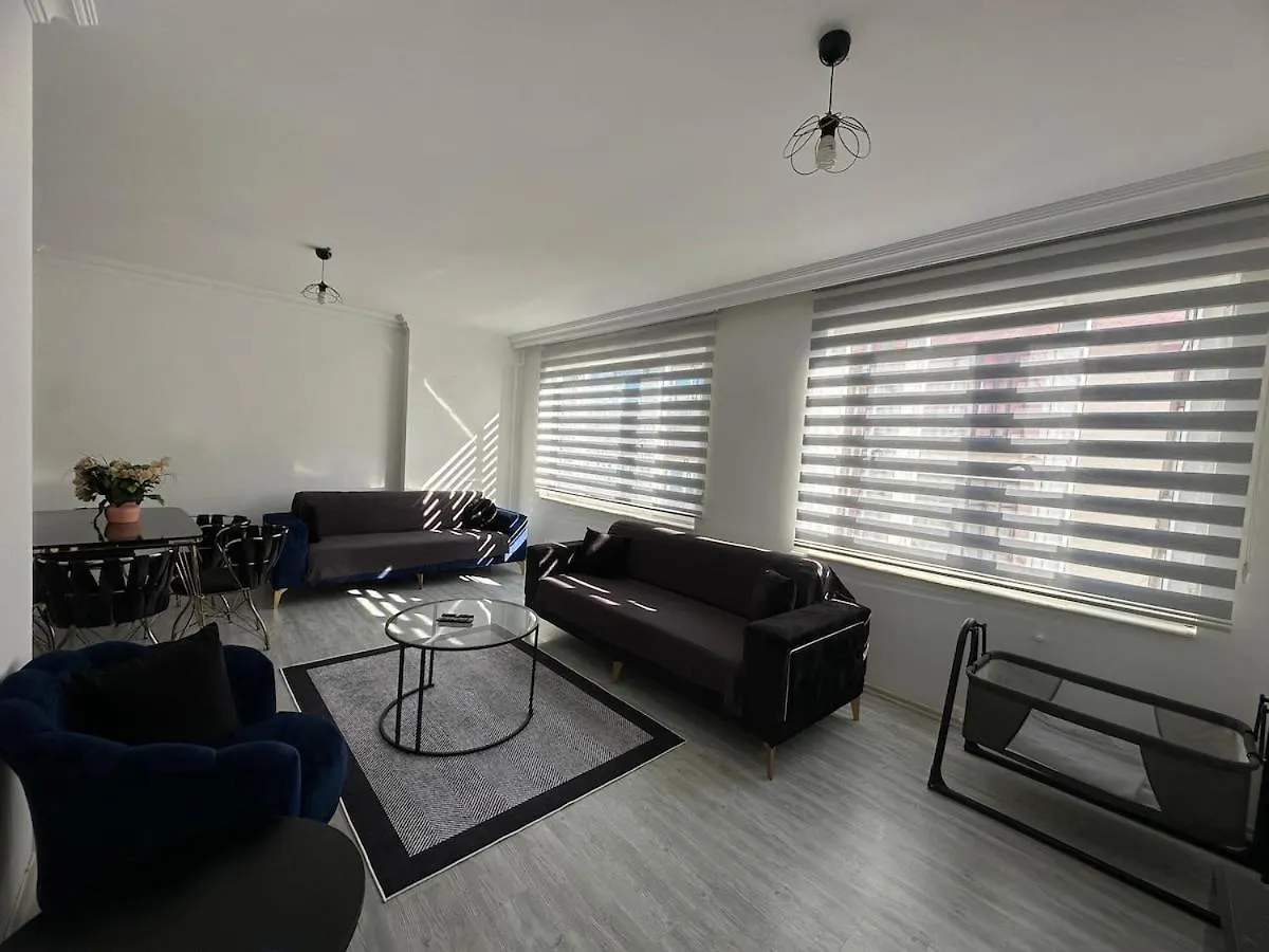 Central Apartment Suitable For Large Families, 20 Minutes To The Beach 안탈리아